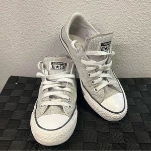 Women’s Converse used